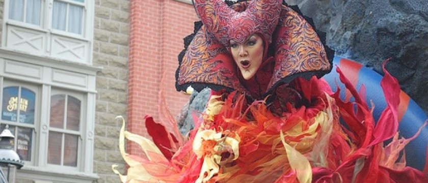 睡前，誰來說故事